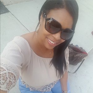 Meet your Posher, Tonya